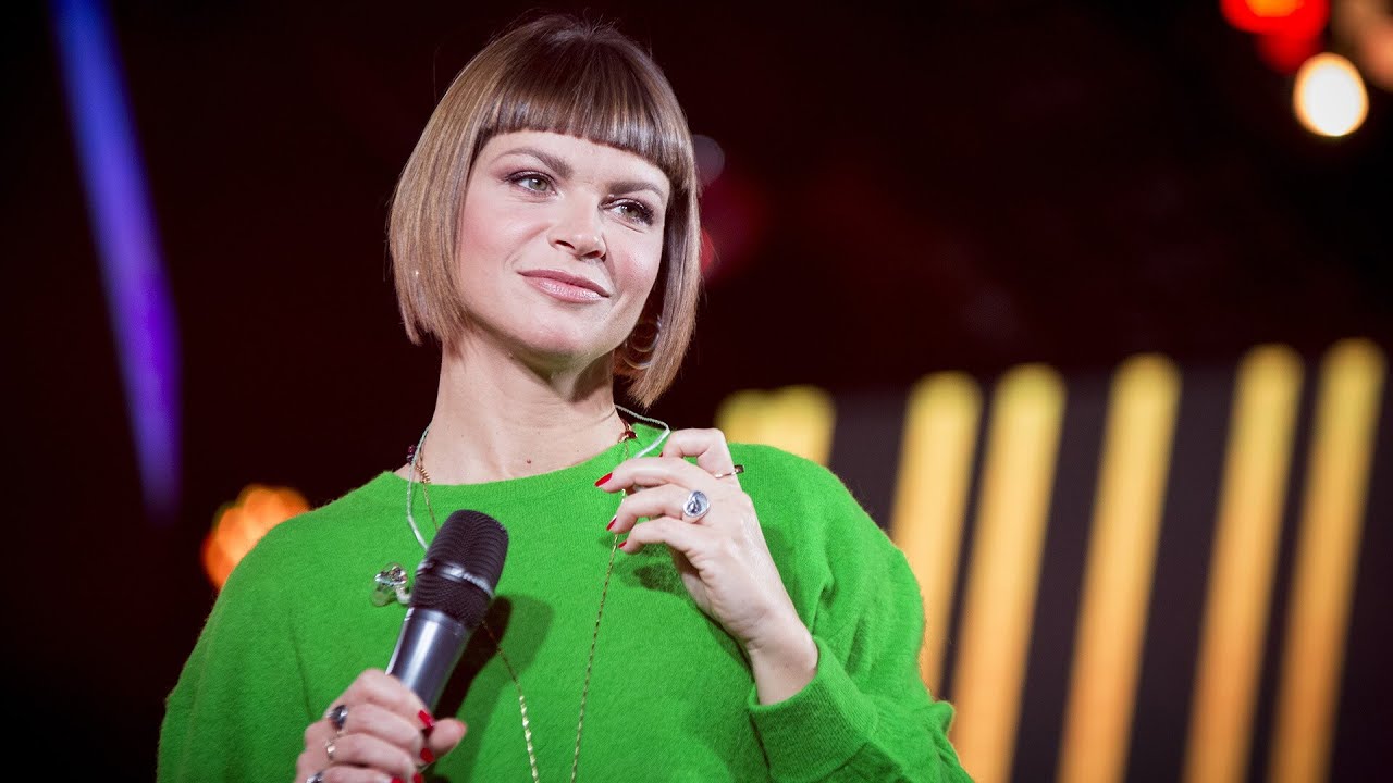 Radio Italia: INTERVISTA A ALESSANDRA AMOROSO (18/11/2021)