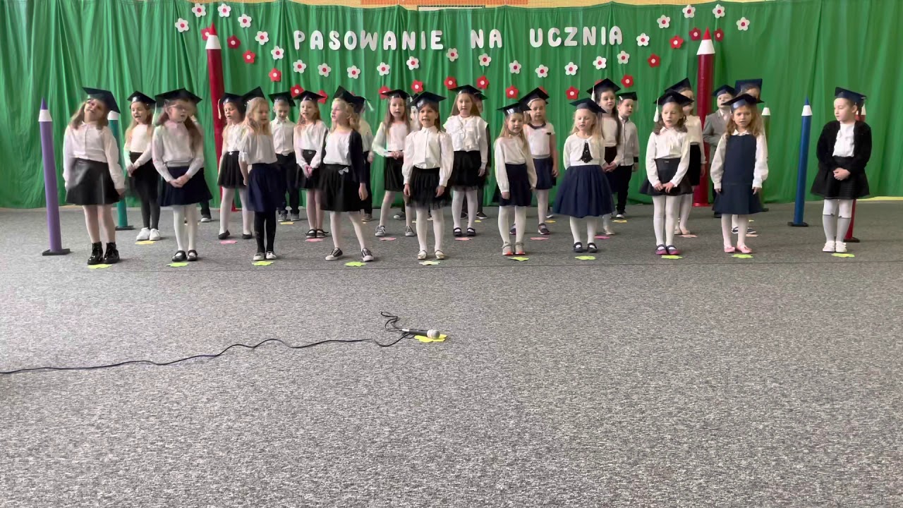 Pasowanie na ucznia klasy pierwszej PSP w Brzeźnicy rok szkolny 2020/2021