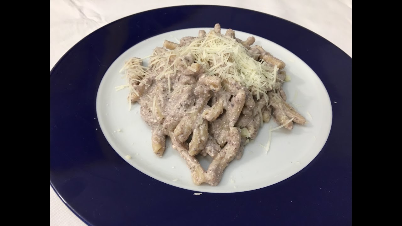 Pasta con Ricotta e Patè di Olive