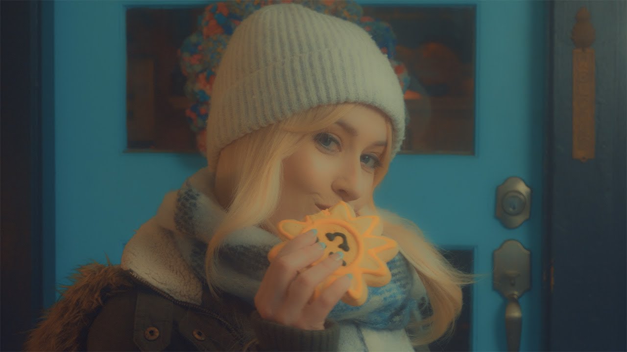 Alexis Grace - Golden (Official Music Video)