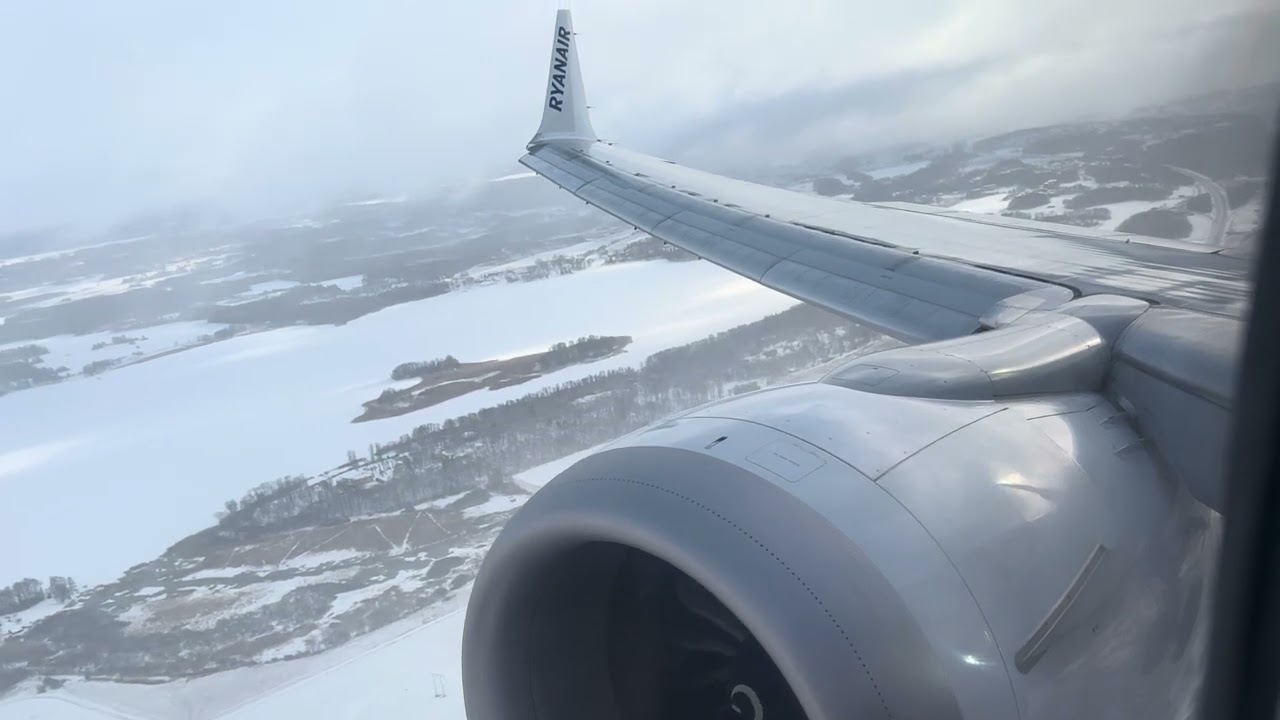 RYANAIR B737-8200 (EI-IFZ) Landing in Stockholm Arlanda
