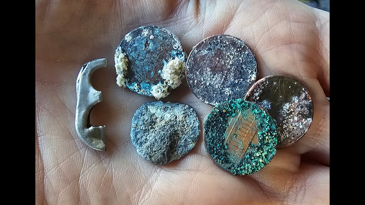 San Diego Beach Metal Detecting with Minelabs Equinox 800 / October 11, 2024