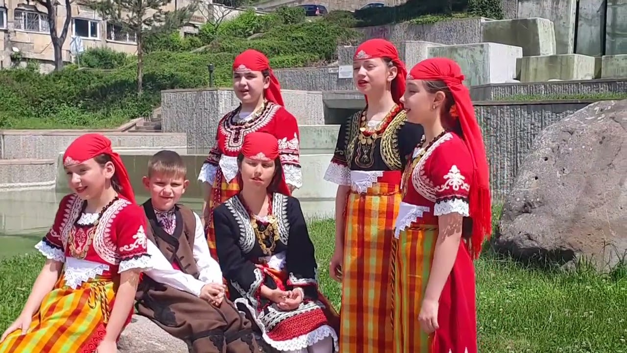 Момне ле, мари хубава