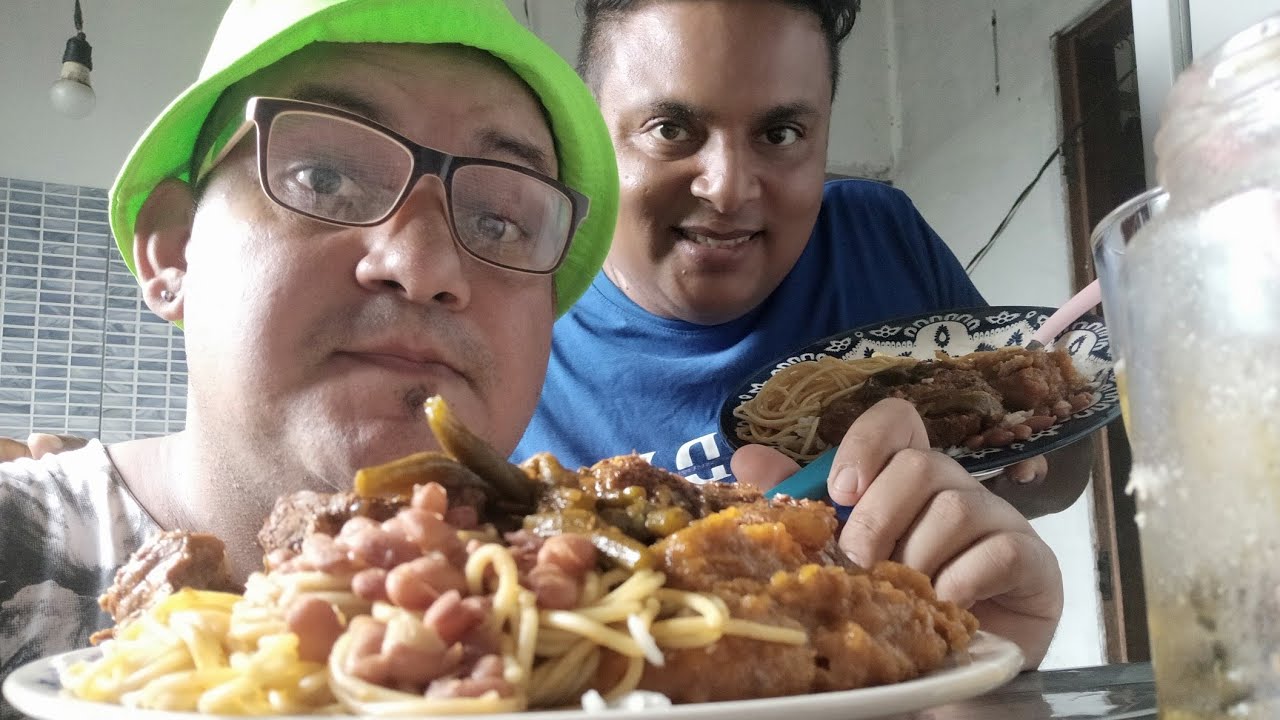 COMIDA DE HOJE FOI PRESENTE 😍 contei um HISTÓRIA de arrepiar 😢