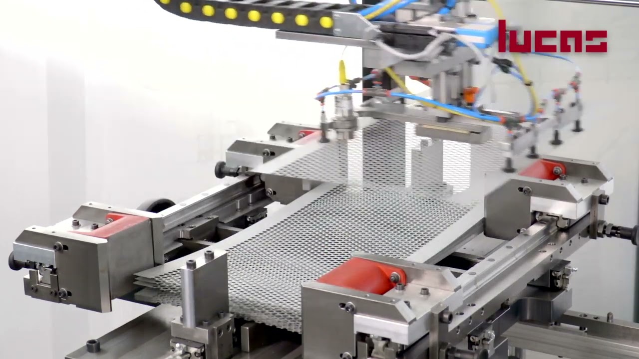 Lucas Seammy Machine for rolling and seaming
