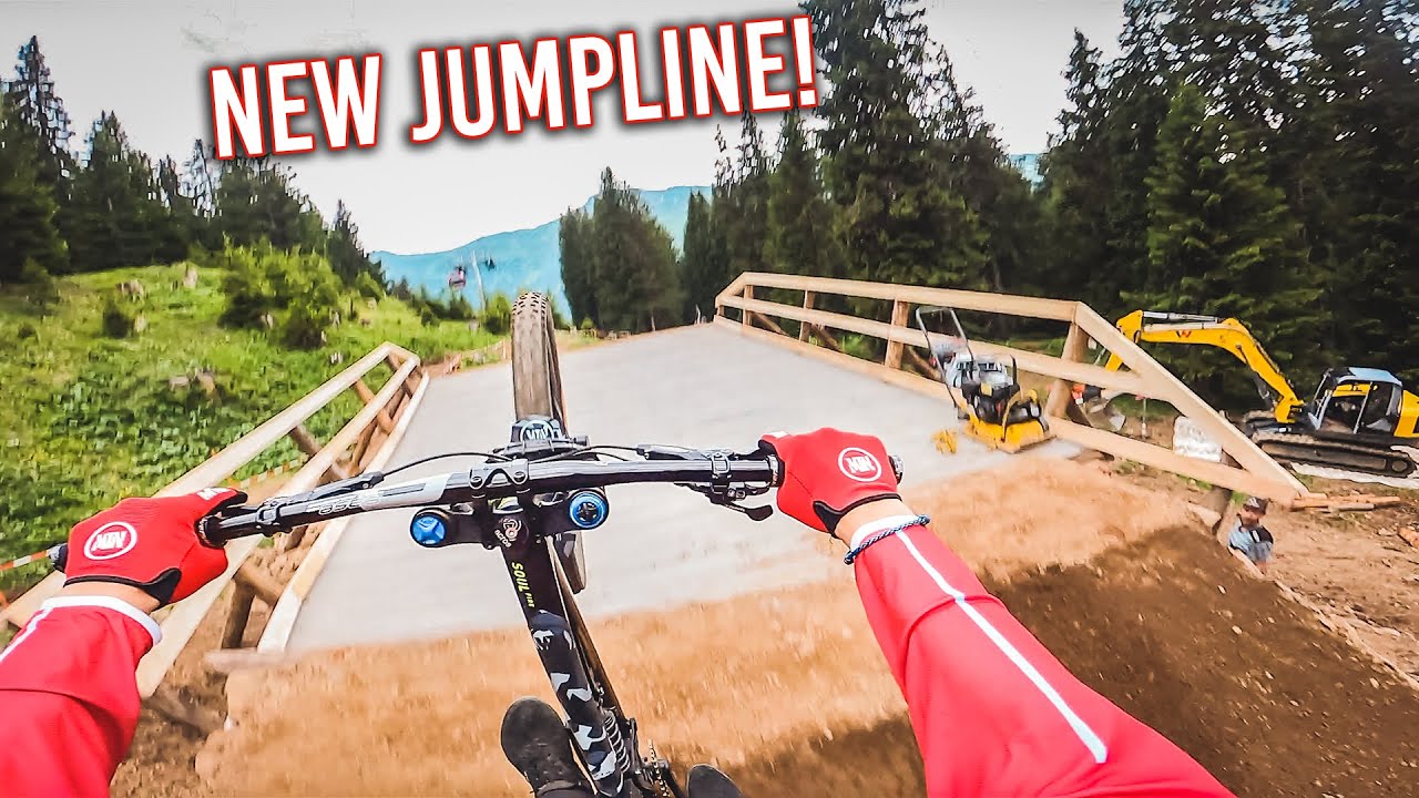 NEW DOWNHILL JUMPLINE at Bikekingdom Lenzerheide!