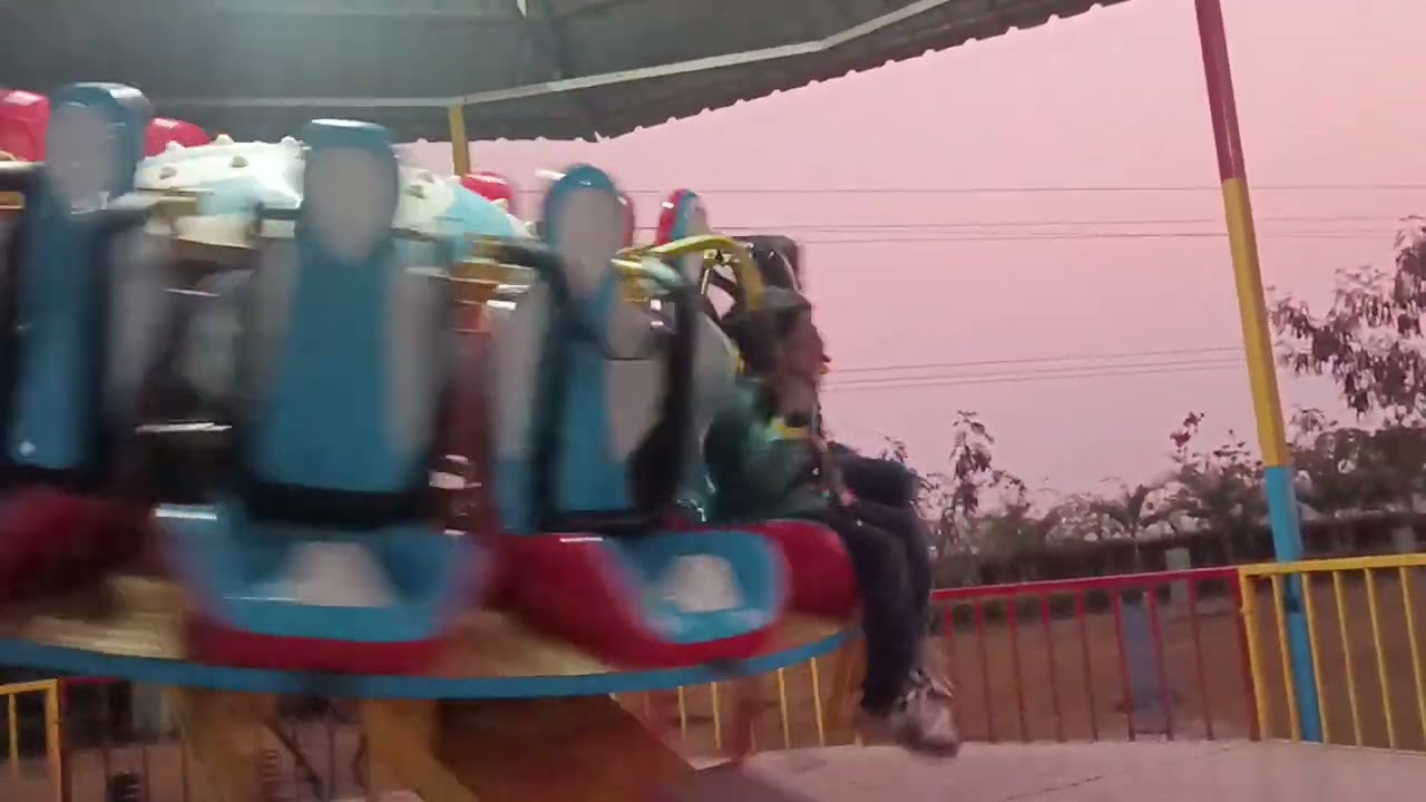 Amusement park ride 