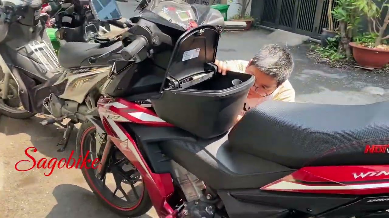 Thùng giữa Winner 150 - Thùng givi G10N kèm bát gắn Winner 150