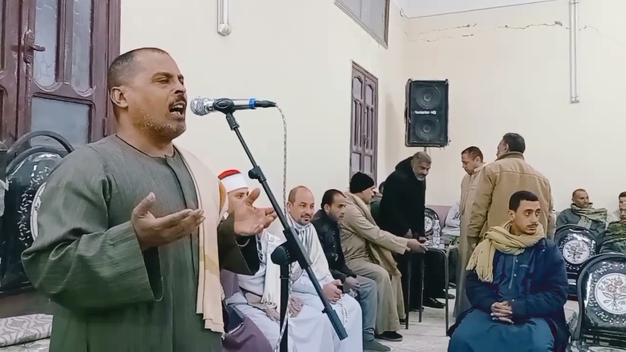 فضيلة الشيخ رمضان عبدالله يقدم واجب العزاء في وفاة الحاج السيد عبدالله بدران بقرية ابوعويضة 