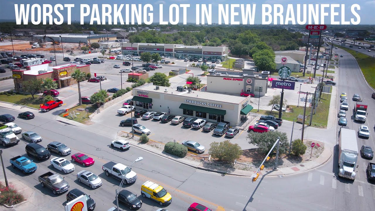 Worst Parking Lot in New Braunfels, Texas - Starbucks on Walnut (Also, new H-E-B!) 4K