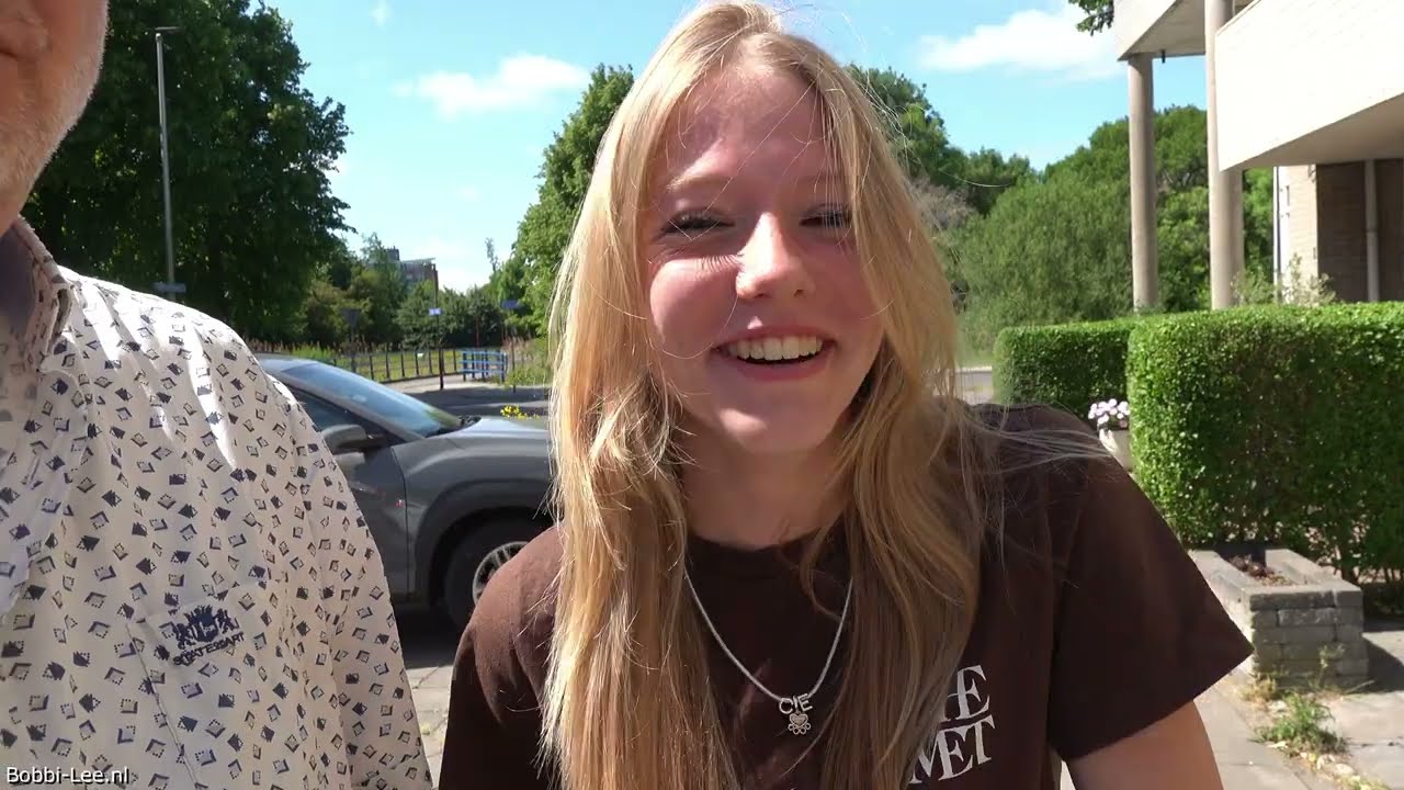 KAPPER tijd! Haar PUNTEN zijn DOOD! Spontaan UIT ETEN met Oma en de Opa's. #kapper #chinees  #3730