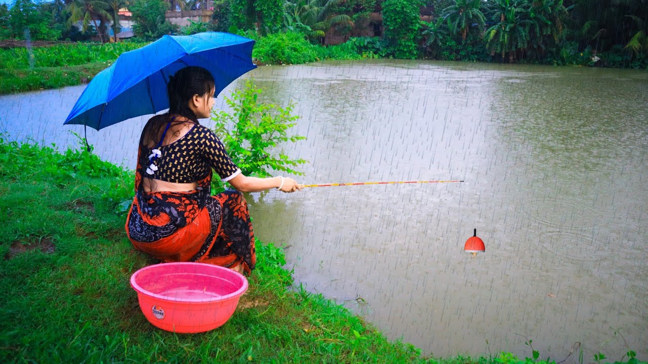 Fishing Video || The Young Lady is Fishing in the Village Pond in the Rain Time || Hook Fishing
