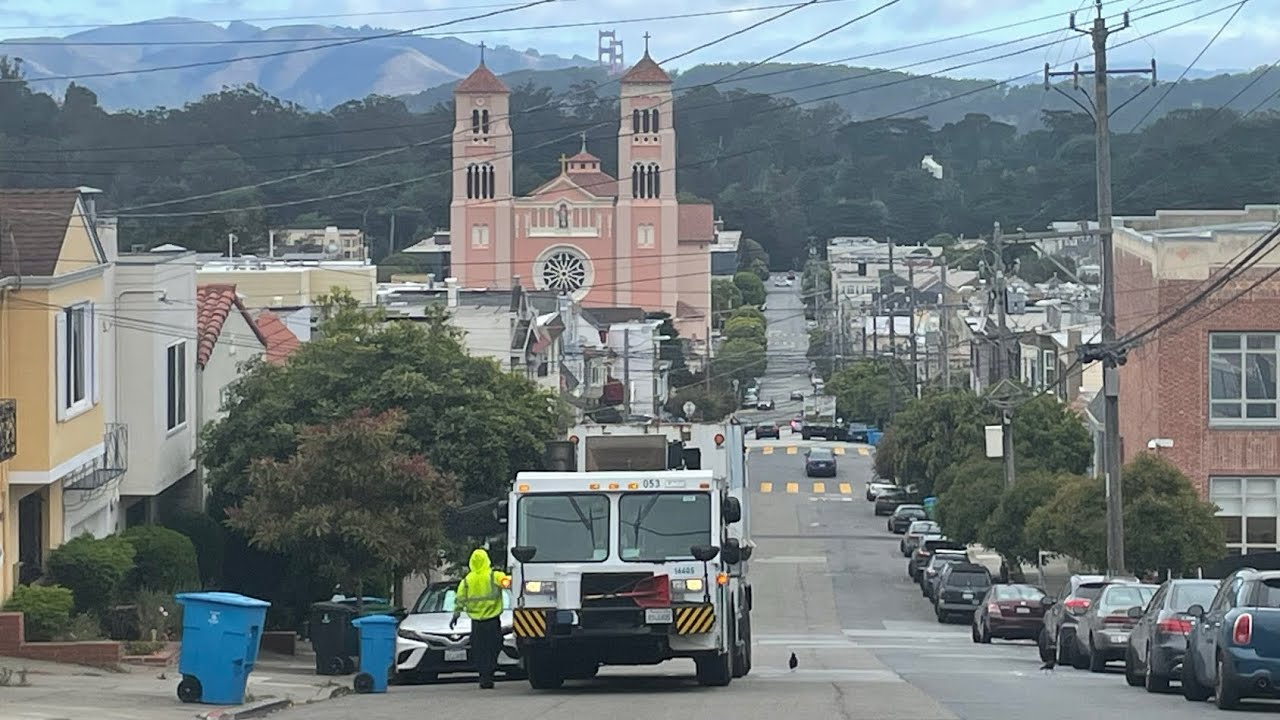 Recology San Francisco Split Body Lodal Garbage Truck in the Scenic Hills! 🌁