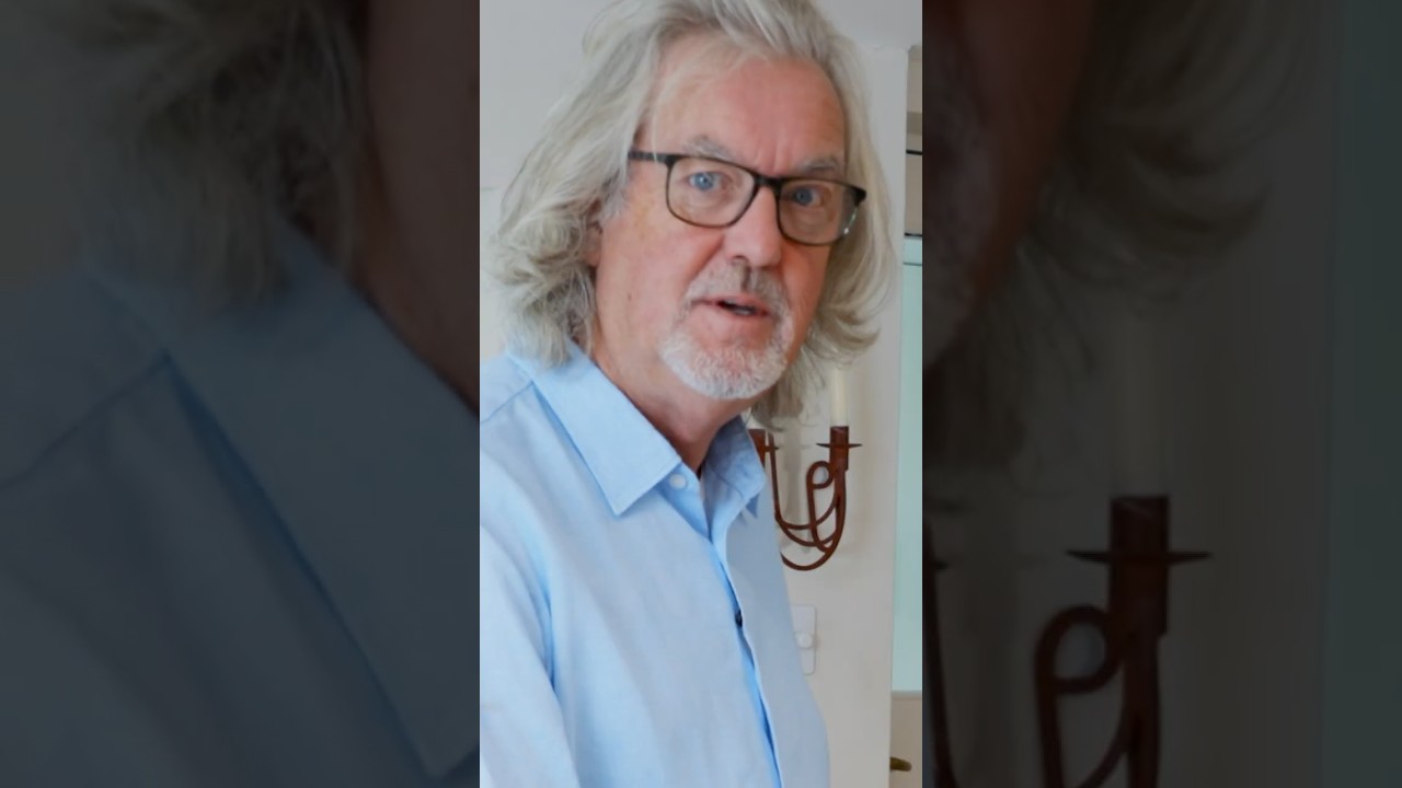 James May tries Gordon Ramsay's Beef Wellington