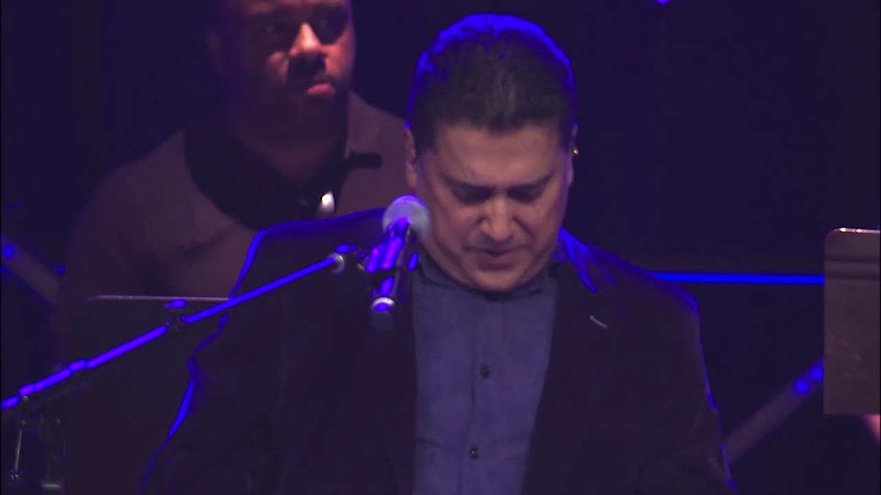 Celebra Victorioso Mas Que Vencedor