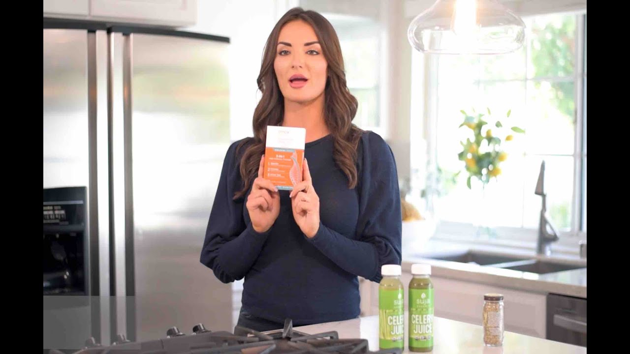 Omax Triple Action Probiotic + Prebiotic: Beat the Bloat with Whitney Johns