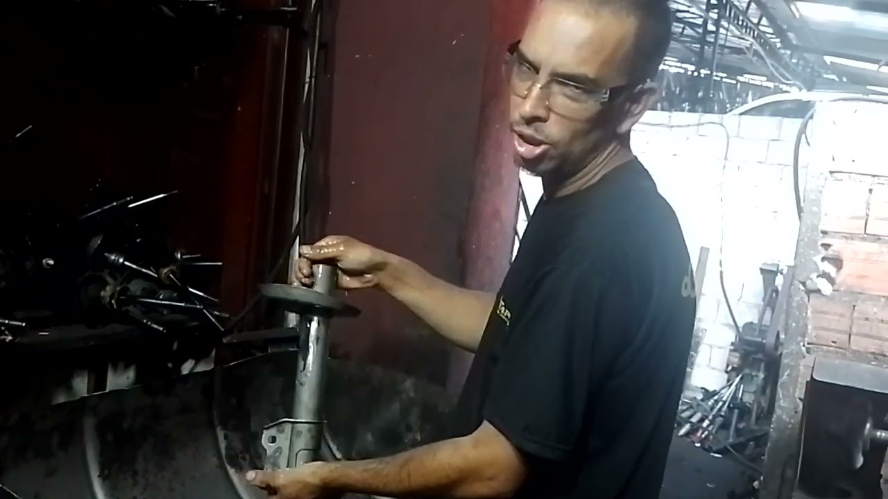 Recuperando o amortecedor do Siena dianteiro