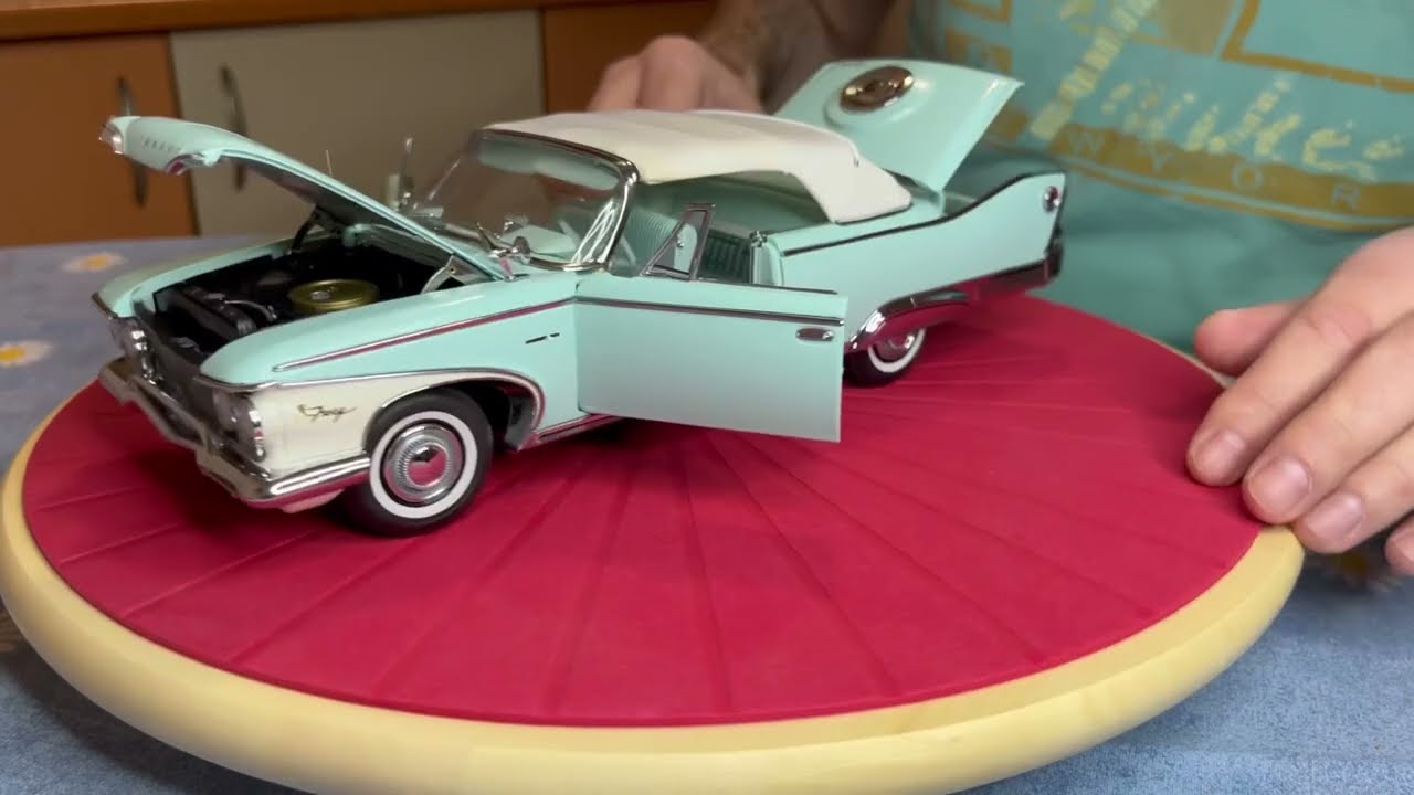 Plymouth Fury ‘60 Closed Convertible 1/18 Sun Star