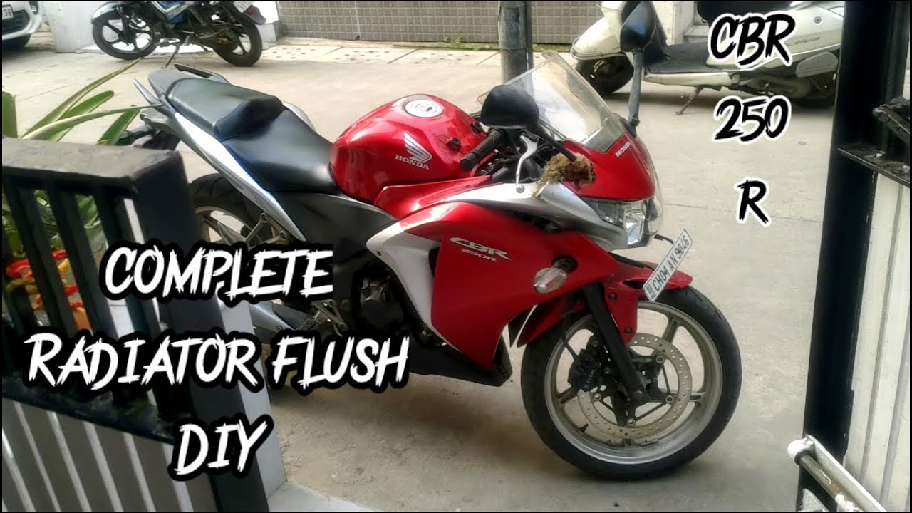 Honda CBR 250r Полная промывка охлаждающей жидкости своими руками || Английский