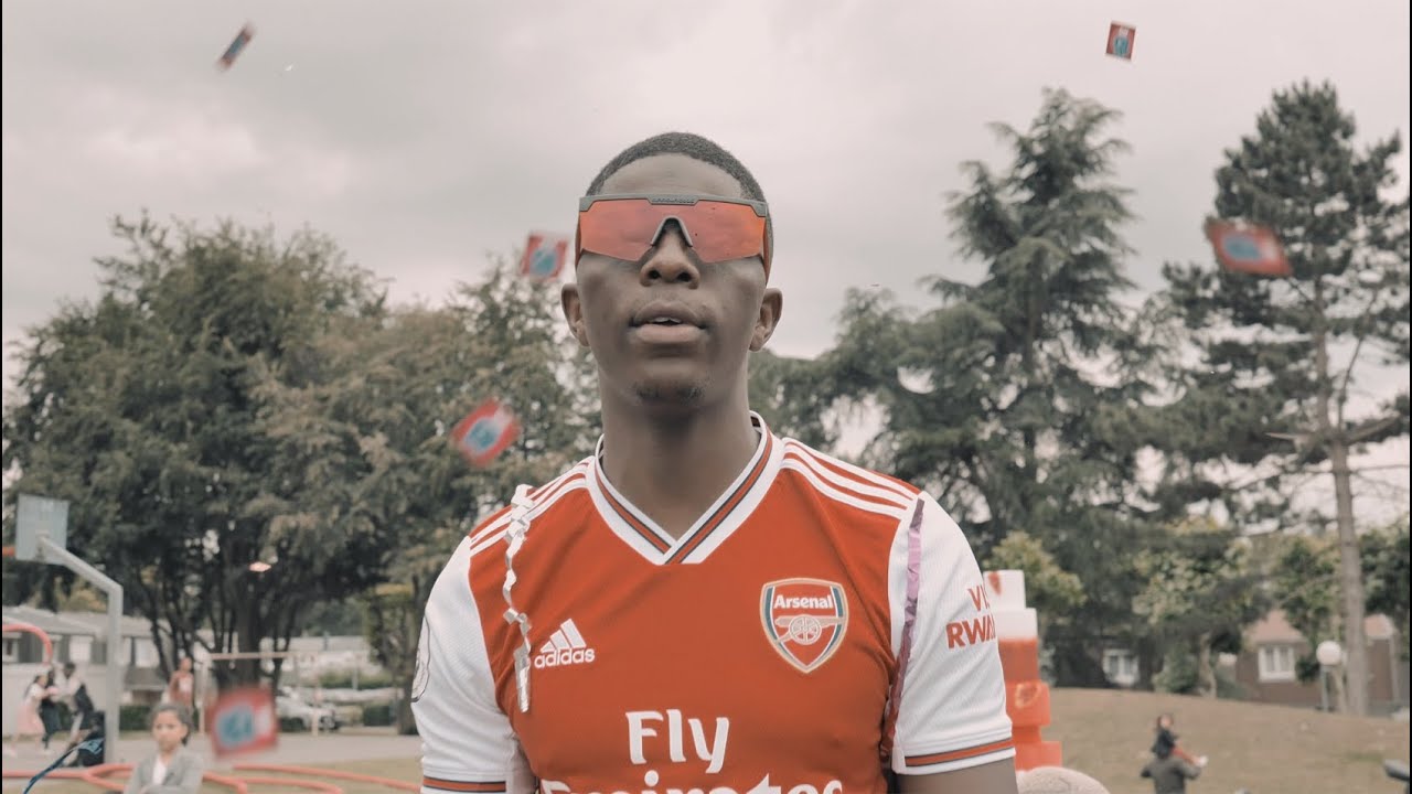 Uzi - &Agrave; la f&ecirc;te (Clip officiel)