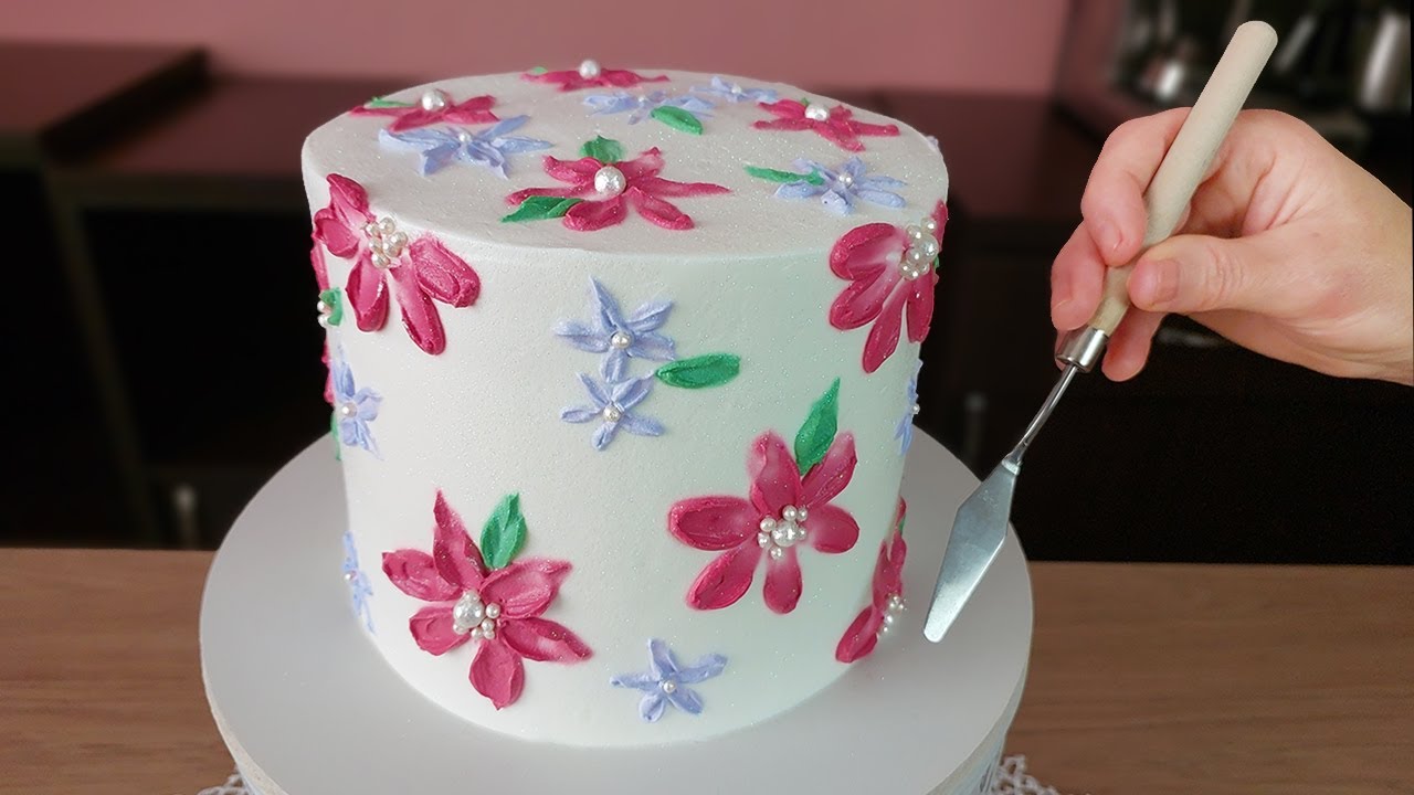 Ensinando Bolo Floral Feito com Espátula no Chantilly - Flower Cake