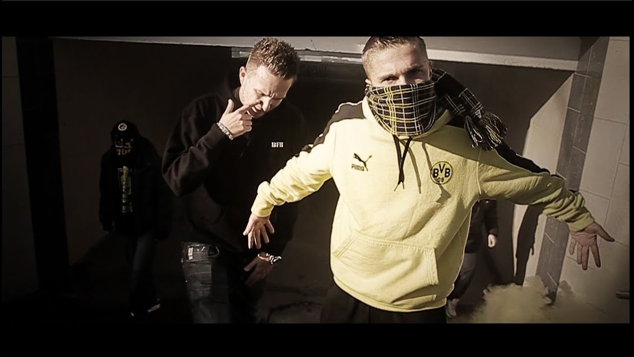 Reece & M.I.K.I - Schwarzgelber Rauch (Kurvenmukke 21.10.2016)