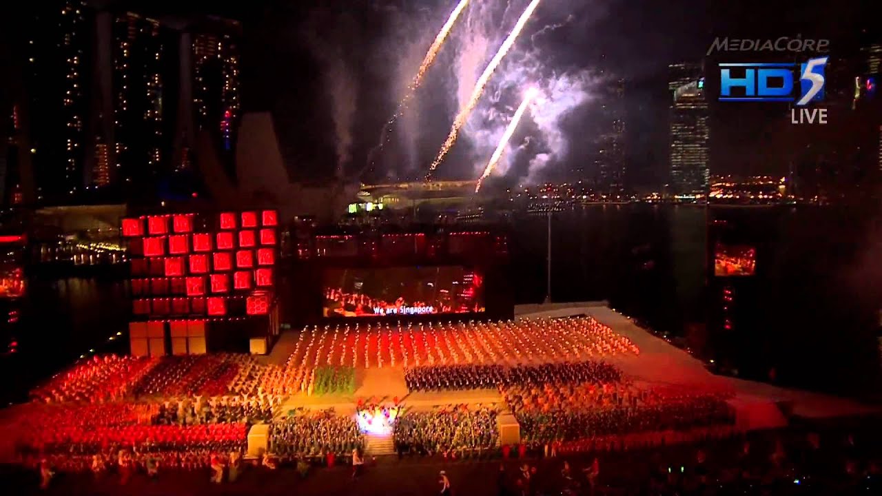 [HD] Singapore NDP2011 fireworks finale- 09Aug2011