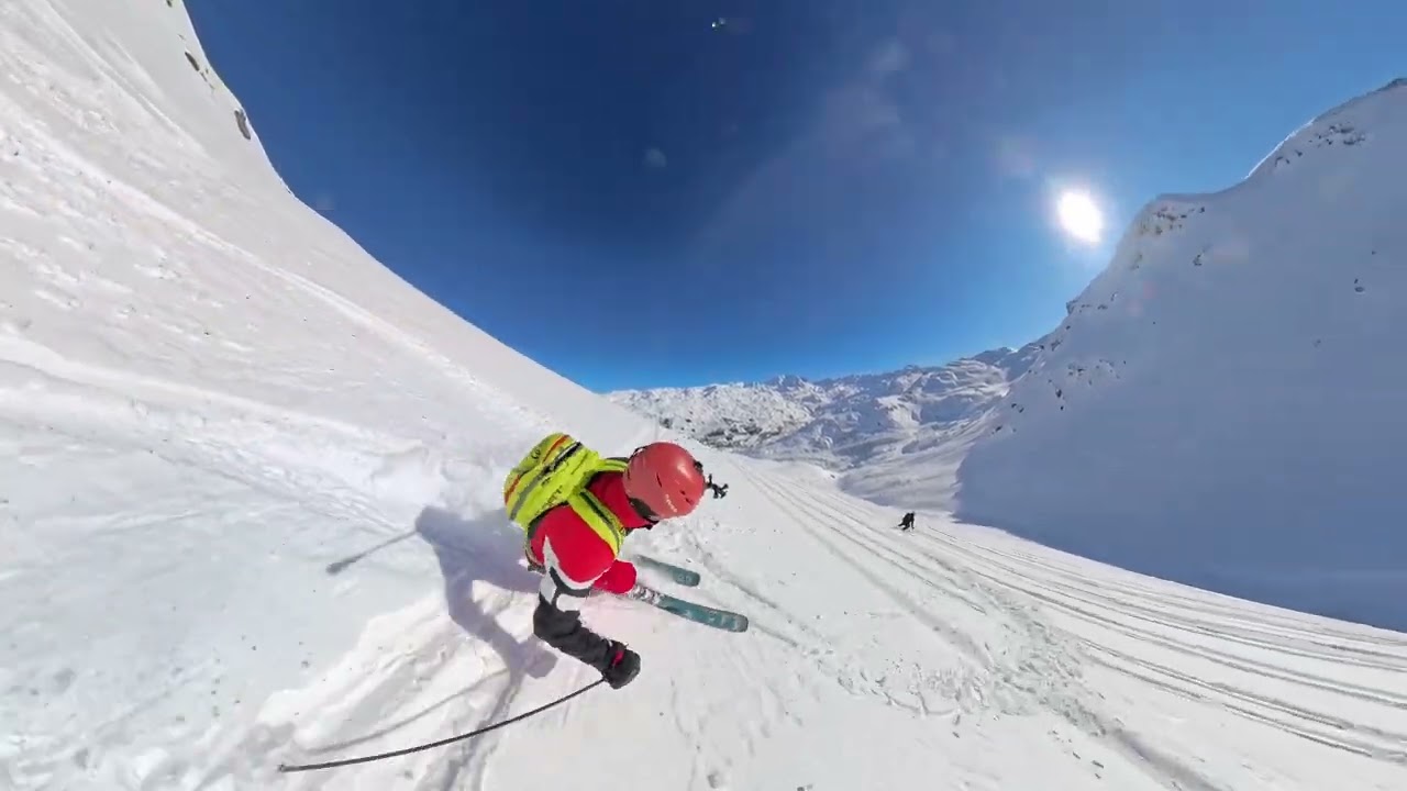 Trois vallees - 1300M verticale Vertical powder (
