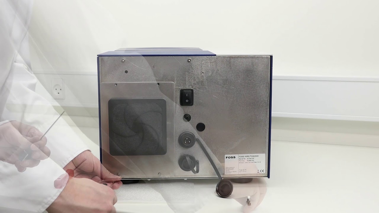 Checking Cooling Liquid - NIRS™ DS2500 r2 FOSS