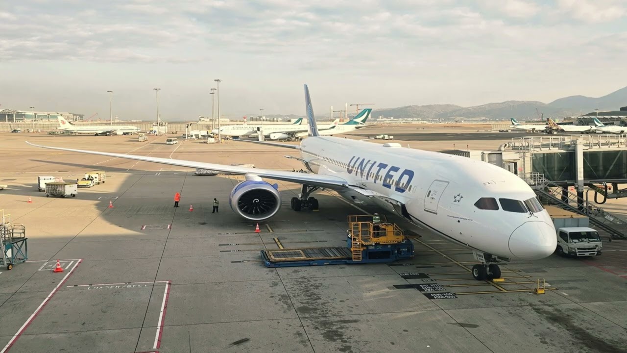 United Airlines UA153 Ho Chi Minh City To Hong Kong Flight Announcement 聯合航空 UA153 胡志明市飛往香港航班 飛行廣播