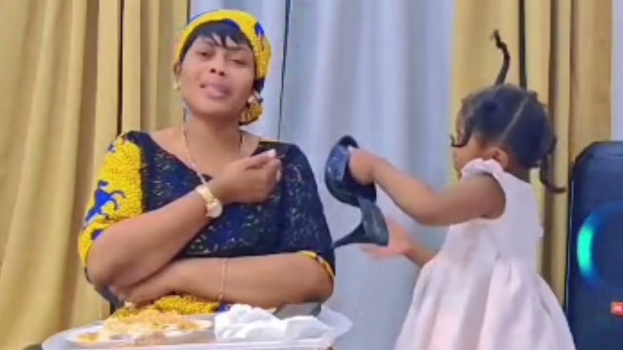 TELE RÉALITÉ  001: HENRIETTE  KIKULI  VS MOM CARINE  MOKONZI EN MODE  MAISON BLANCHE