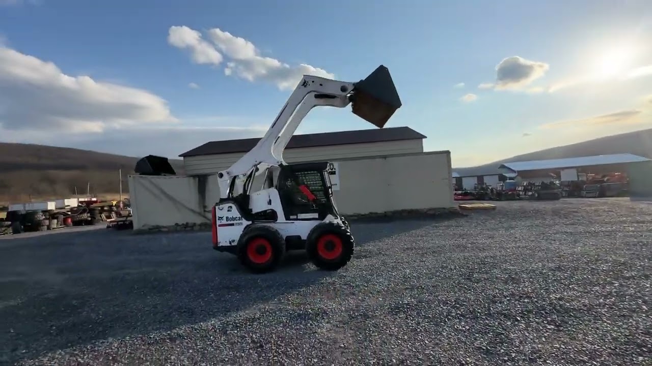 2014 Bobcat S850 Rubber Tire Skid Steer Loader Cab, Heat, Air 100 HP Kubota Diesel For Sale