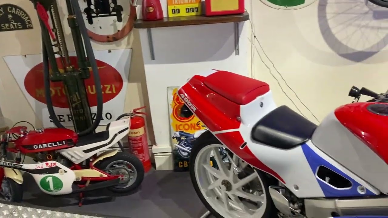 Honda RC30 VFR750R
