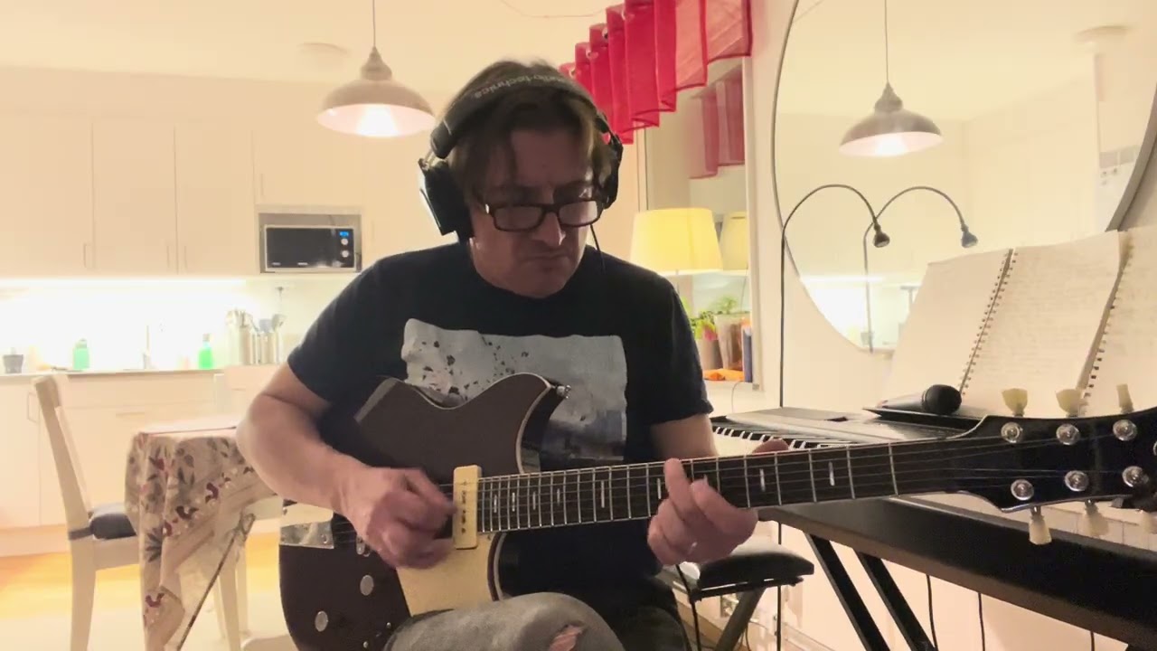 Playing St.Thomas with my Yamaha RSS-02T!