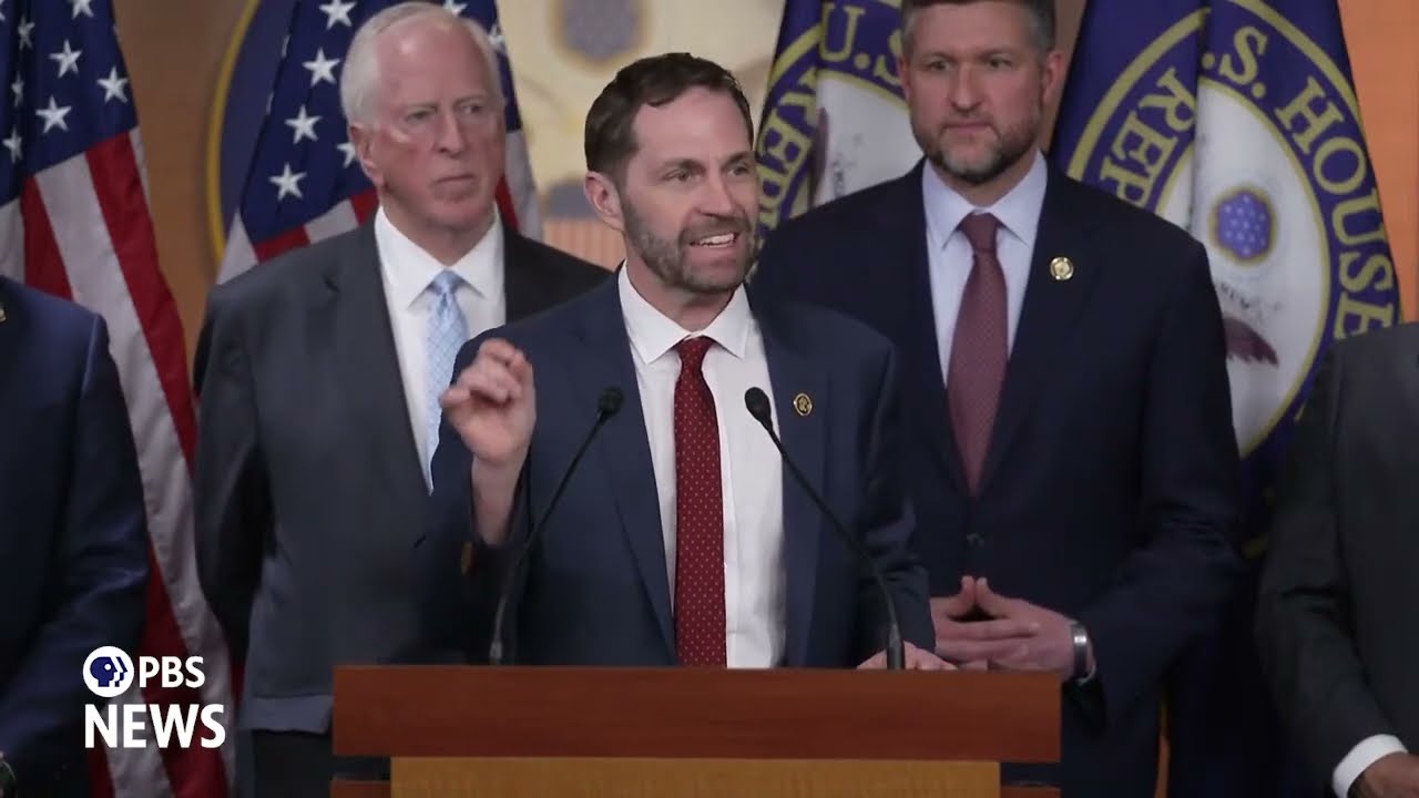 WATCH: House Democrats hold briefing on inadvertent leak of war plans to journalist via Signal app
