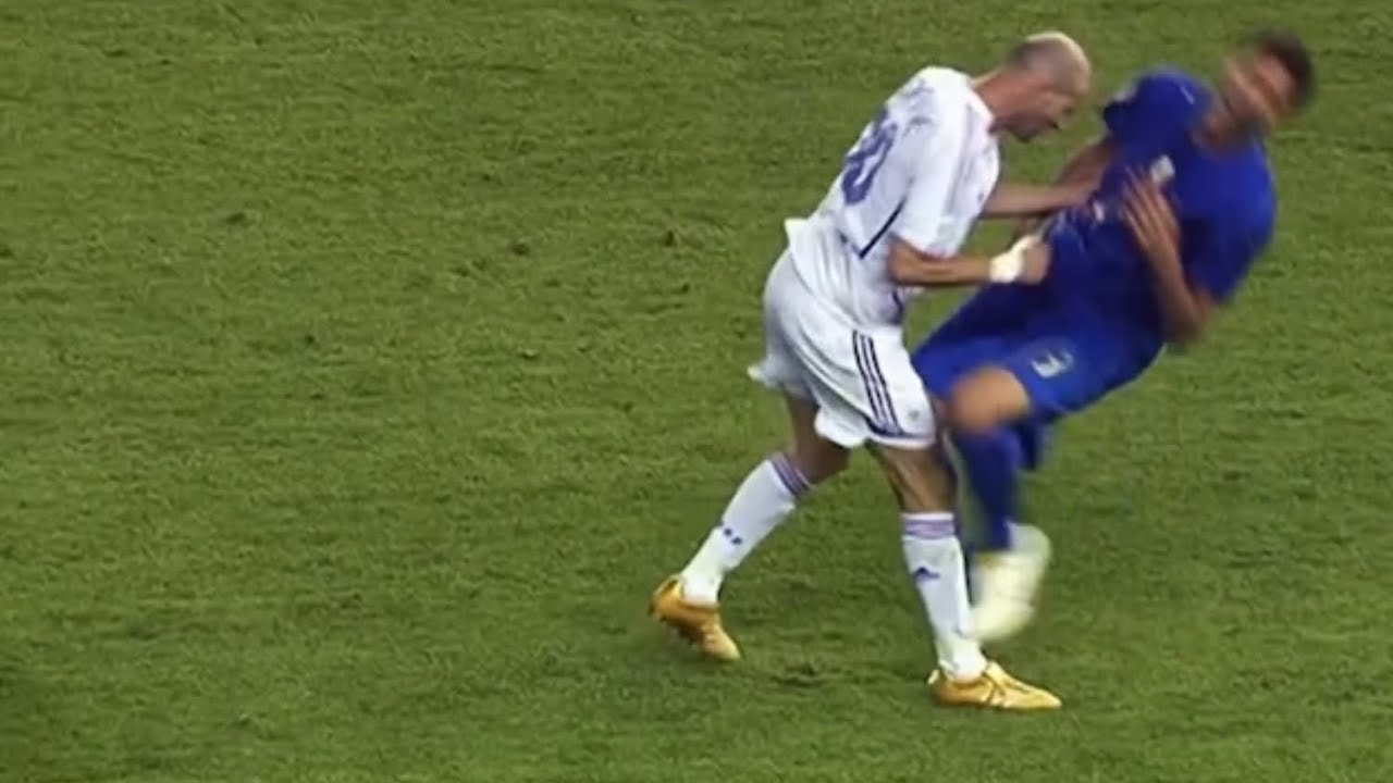 Zidane headbutt on Materazzi at World Cup 2006 Final 施丹頭搥硬坎馬達拉斯心口2006世界杯決賽