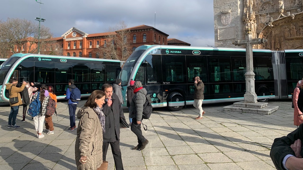 Presentación de los nuevos autobuses urbanos de Valladolid
