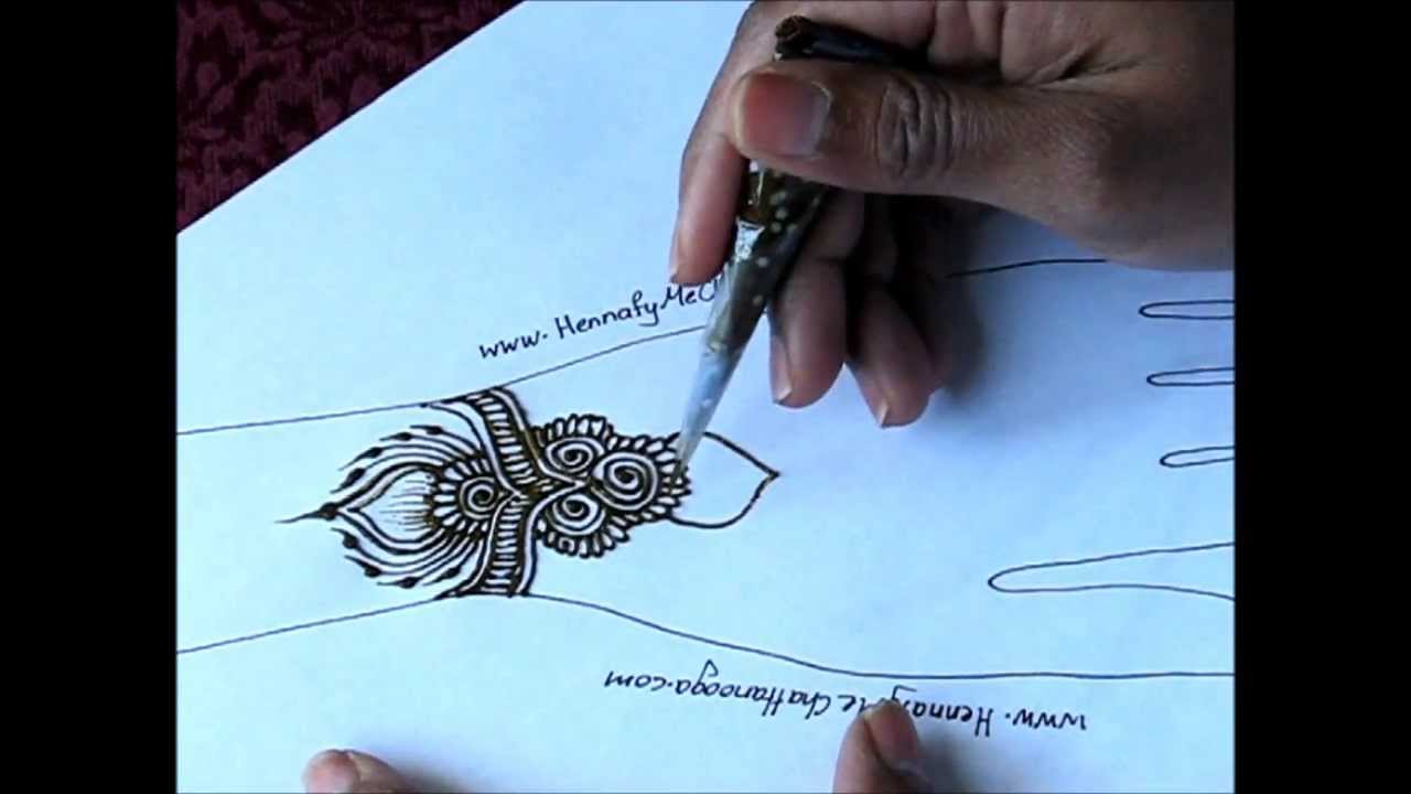 Simple Henna Bracelet Design - in real time