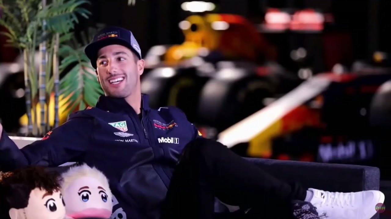 f1 drivers singing for 5 minutes 28 seconds straight