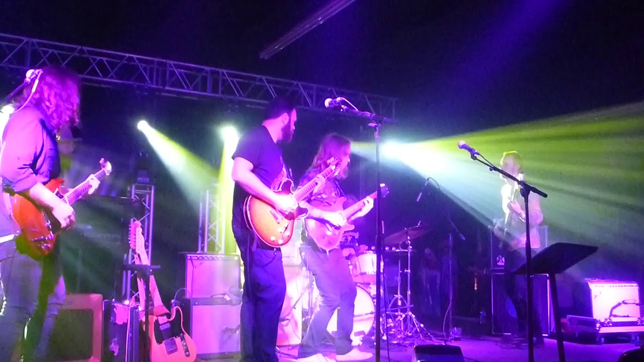 Billy Strings Psychedelic Circus 