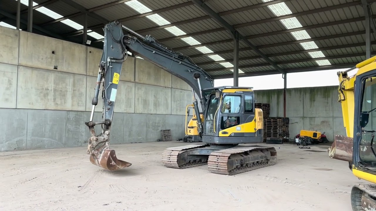 48443-4139. 2013 Volvo ECR145DL Crawler excavator