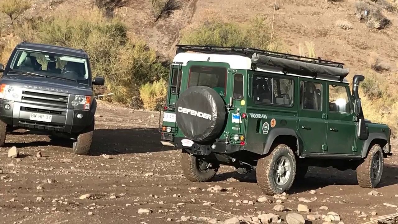 Land Rover show, Discovery 3 & Defender