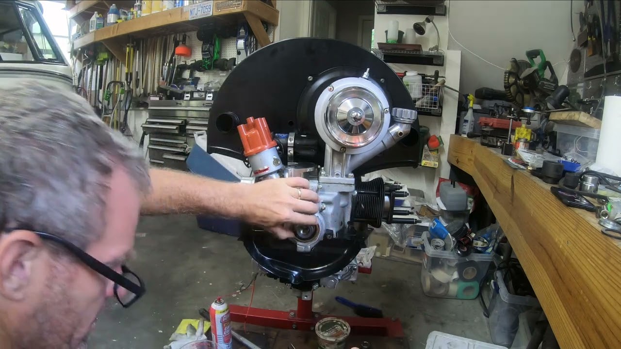 2332 VW Air-cooled Stroker Motor - Video 24 - Sand Seal and Crankshaft Pulley Installation