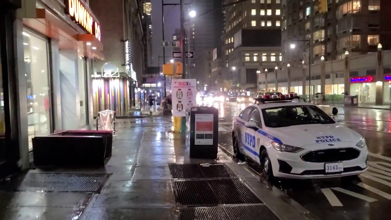 4k New York sotto la pioggia