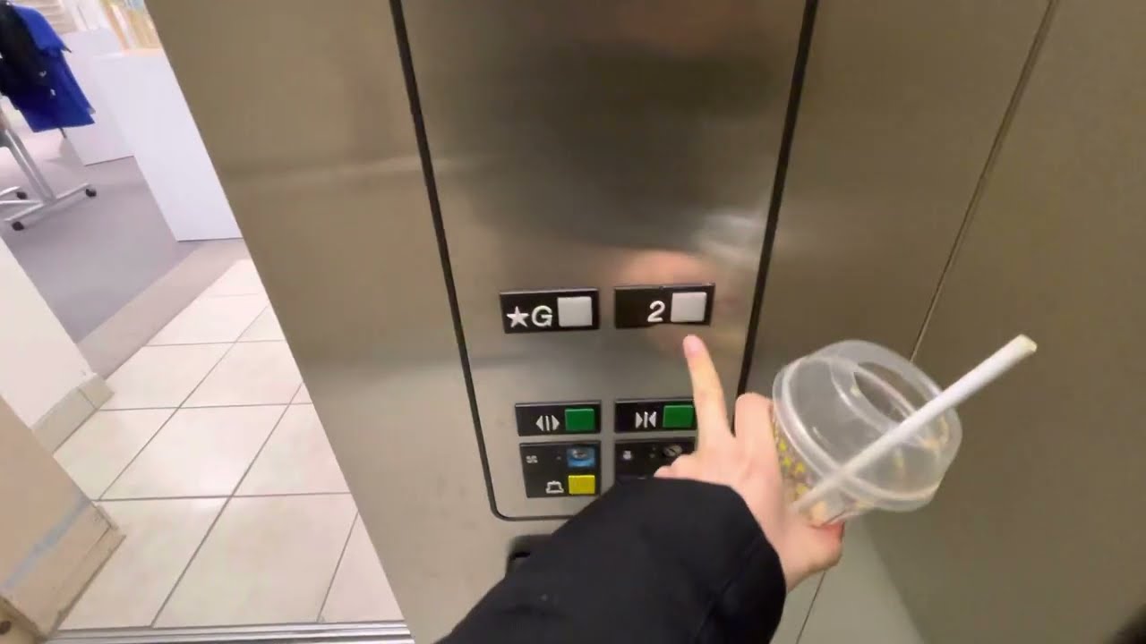 2023 take of Otis Hydraulic Elevator - Hudson’s Bay (Erin Mills), Mississauga ON