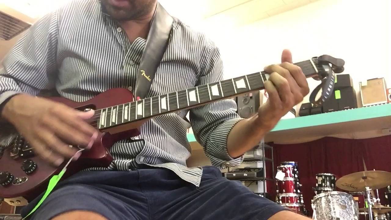 Eg-1 Traveler Guitar demonstration