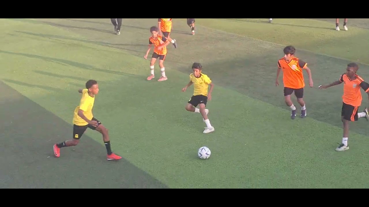 مباراة براعم الاتحاد الودية لفئة 2014  ضد اكاديمية التحدي الشوط الأول 