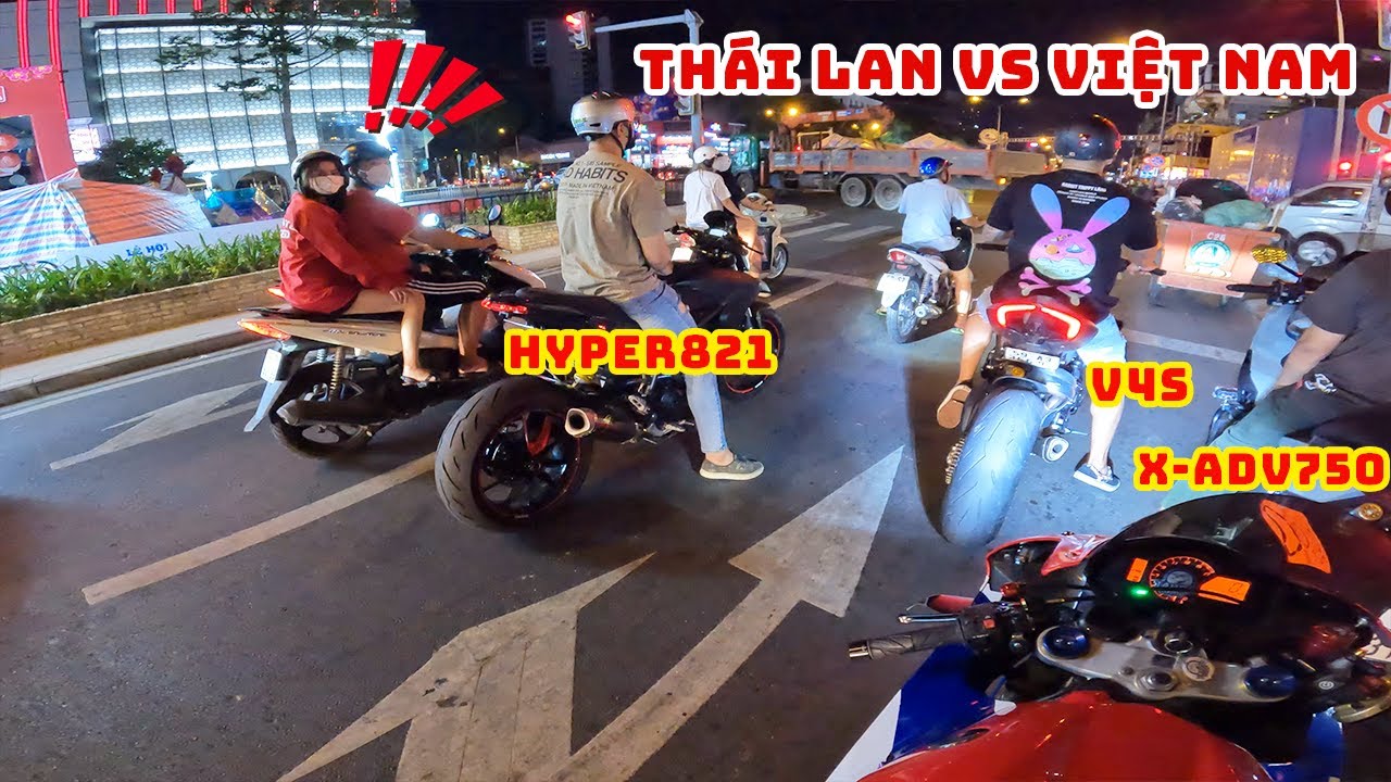 Trận Đá Banh Việt Nam Đấu Thái Lan Quận 1 Có Bão Không ? Dạo Phố Đêm 25 Tết