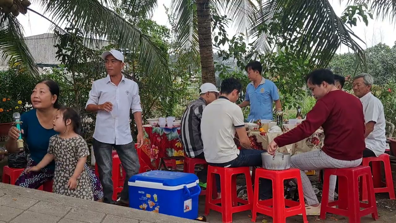 Đêm Tiền Đồn.   tất niên ,14 tháng 2, 2026