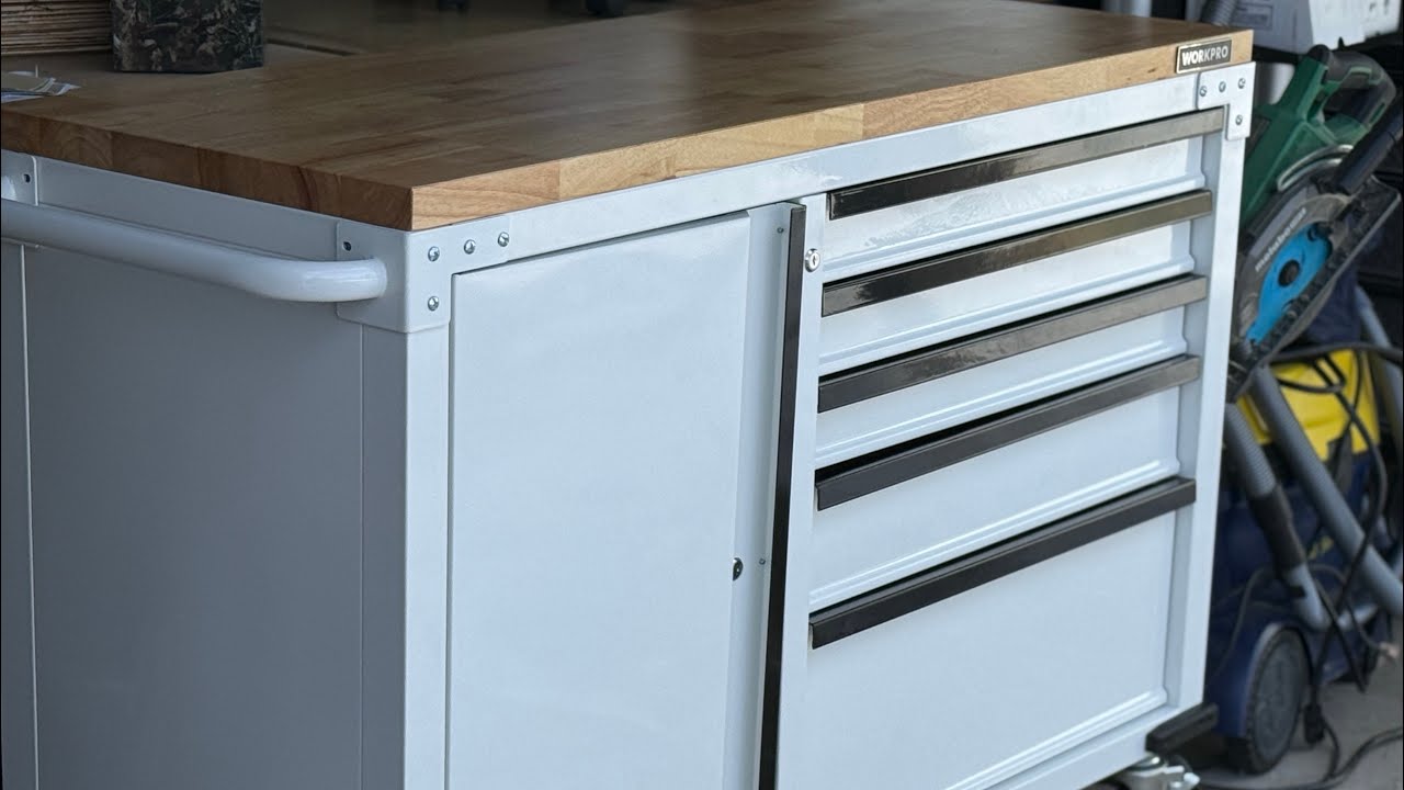 WorkPro Tools 5 Drawer Rolling Tool Chest Assembly and Set Up.  